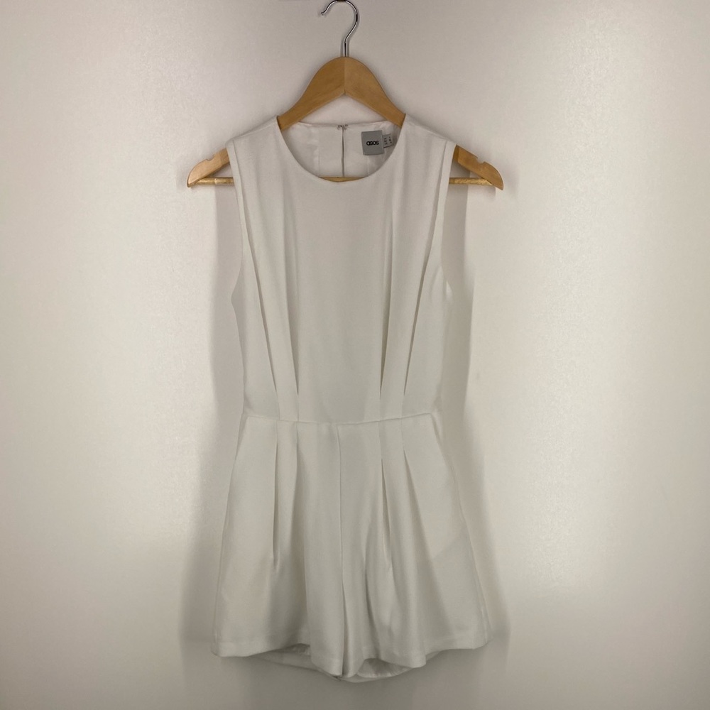 ASOS, White Romper Sz:4 Sleeveless Open Back